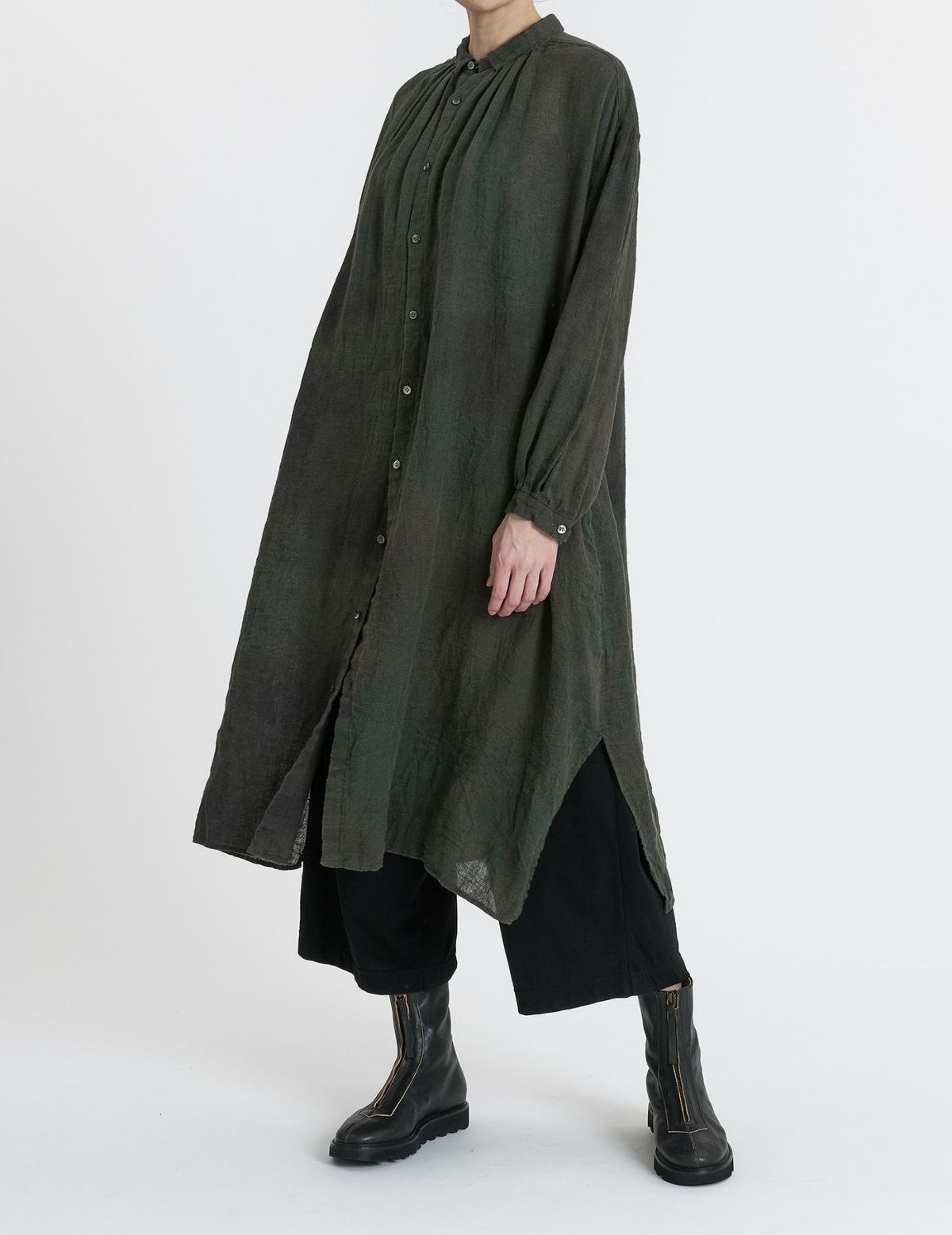 53 チャコール×カーキ