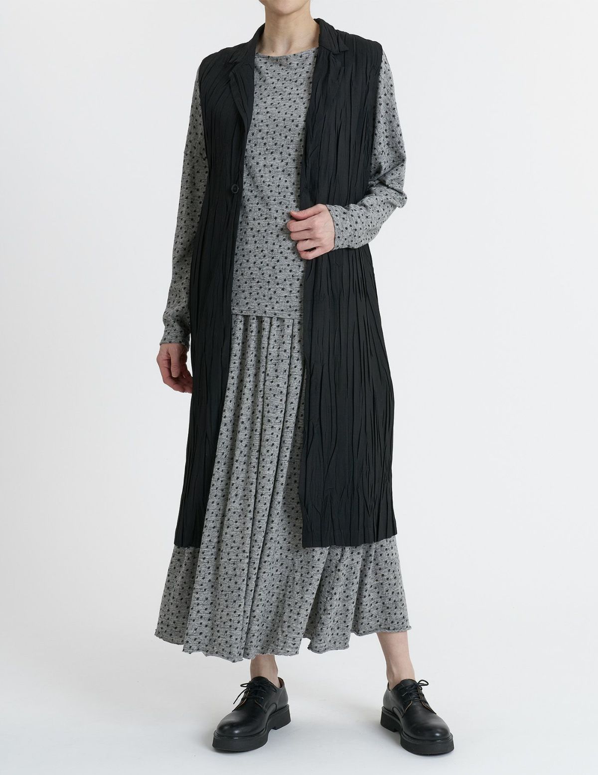 52 トップグレー×チャコールpt