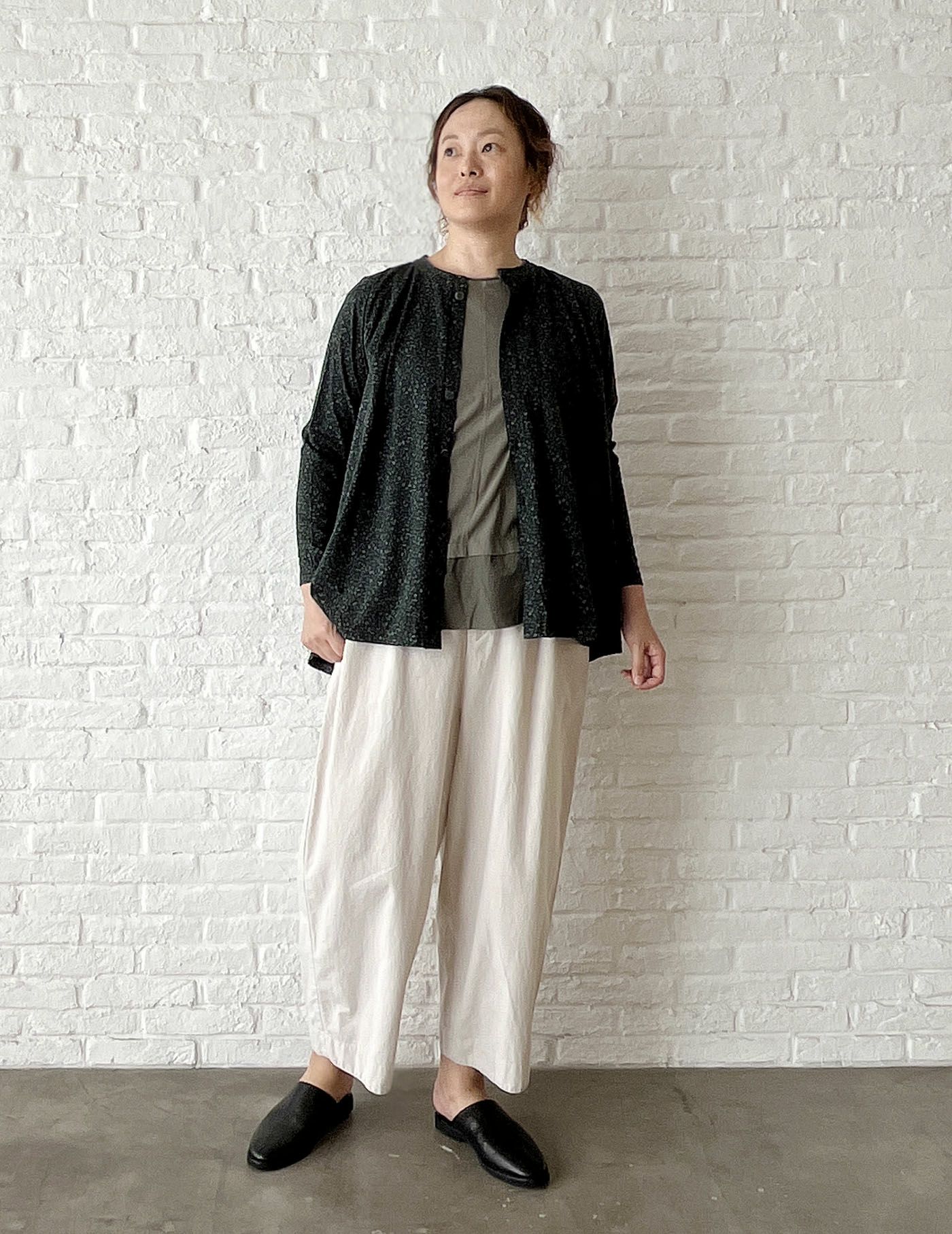 90 グリーン：スタッフ 167cm