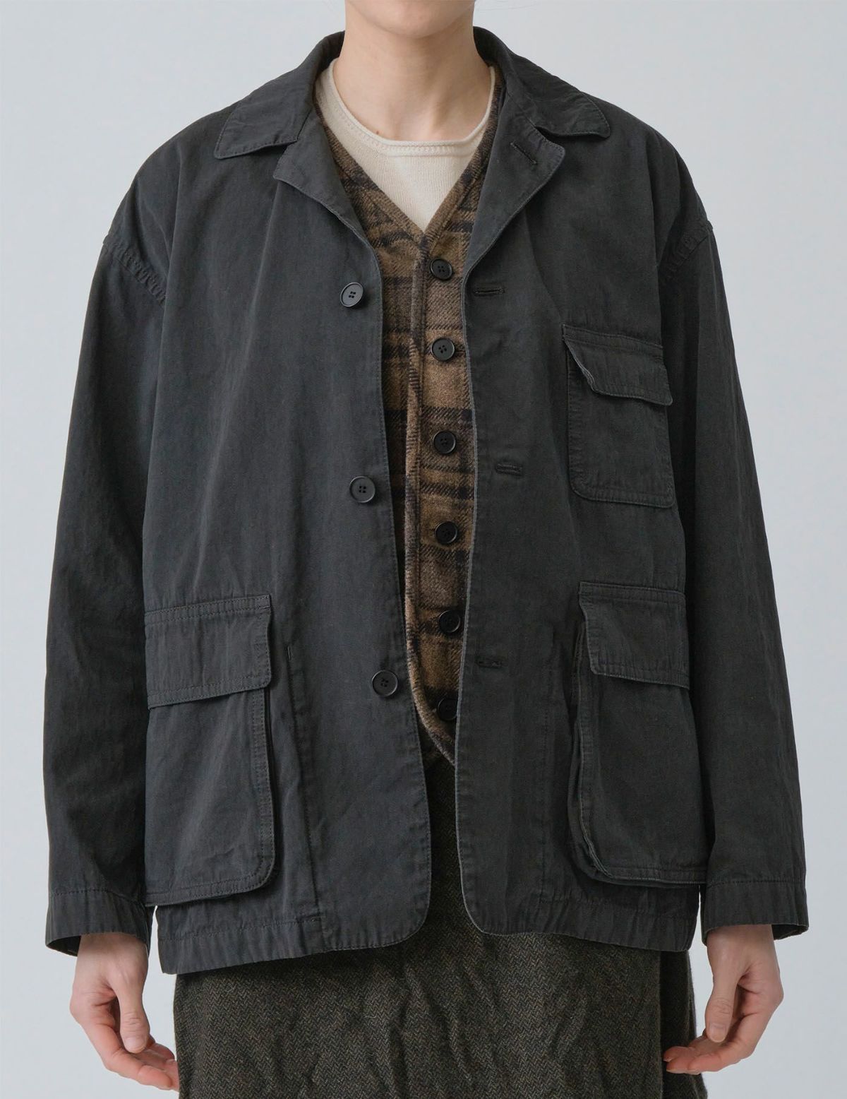 60 ダークブラウン/36(M)：モデル 169cm