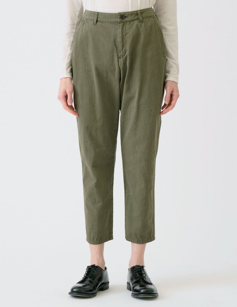 44 カーキ/36size(M)：モデル 169cm