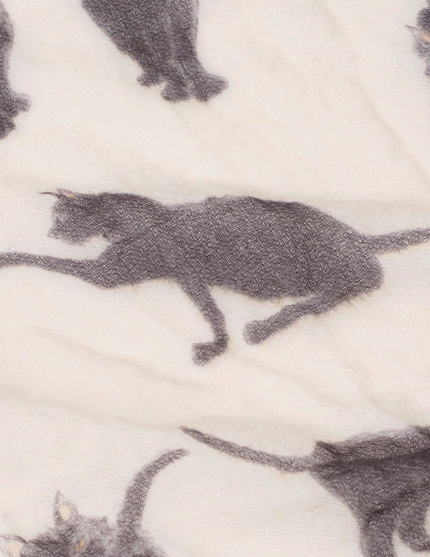 04 アイボリー