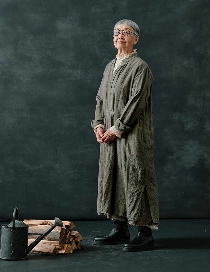 44 カーキ：モデル 155cm