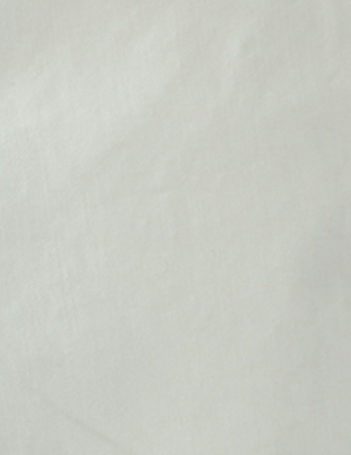 02 オフホワイト