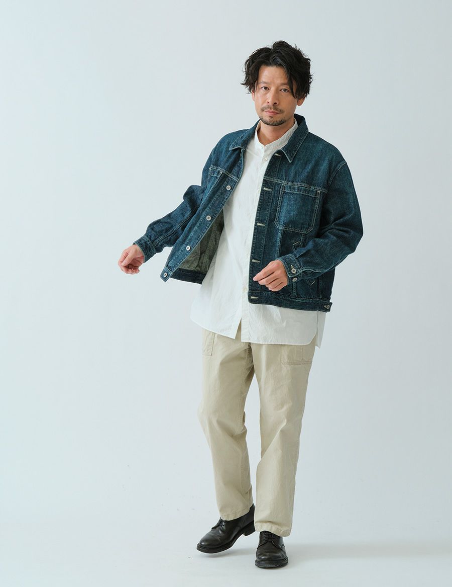 64 ベージュ