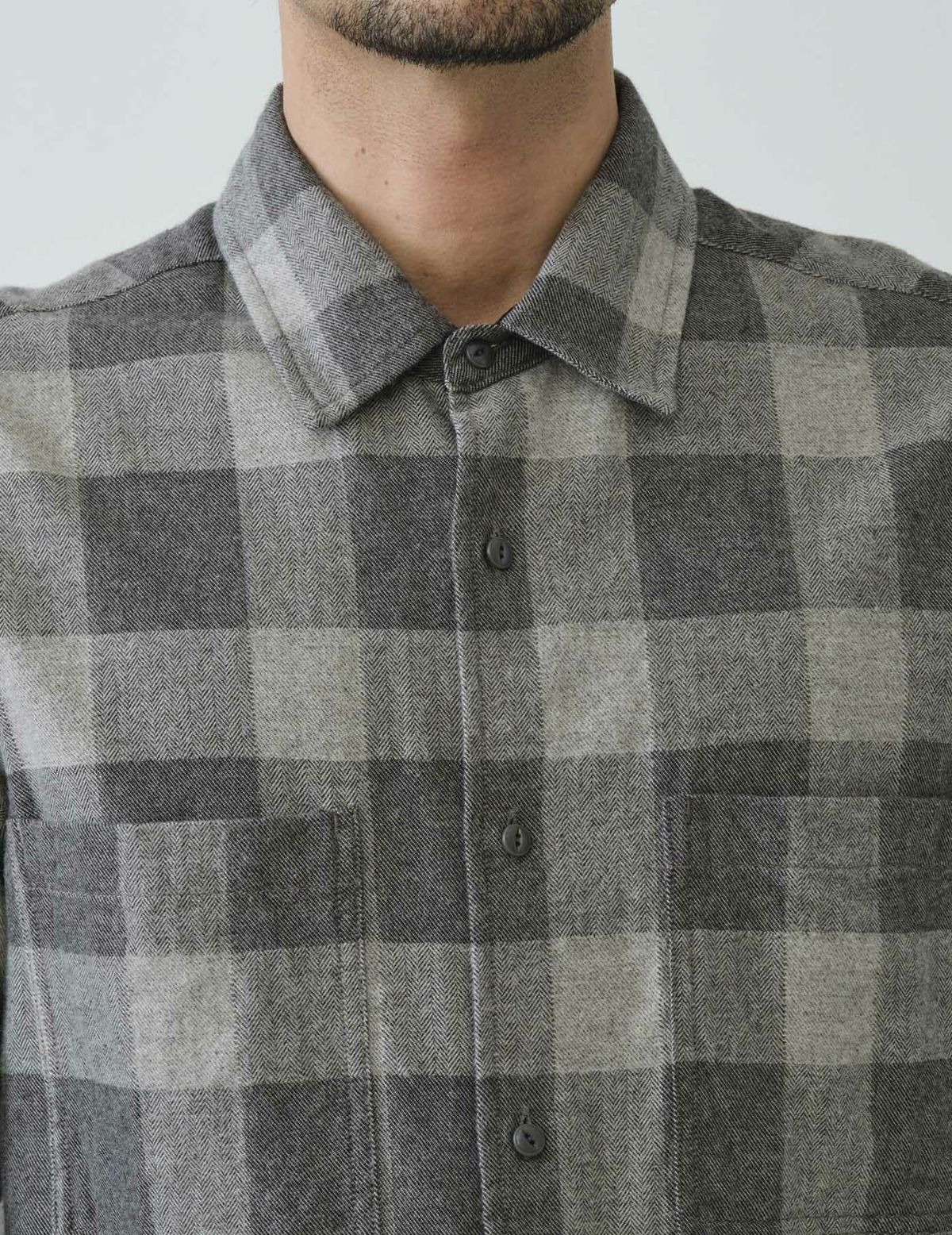 51 ライトグレー