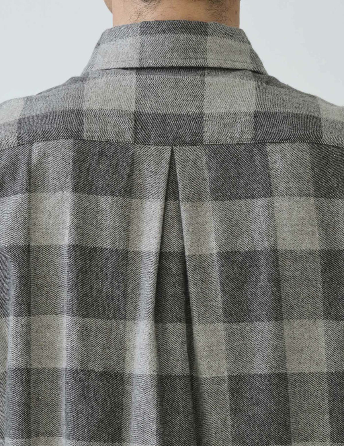 51 ライトグレー