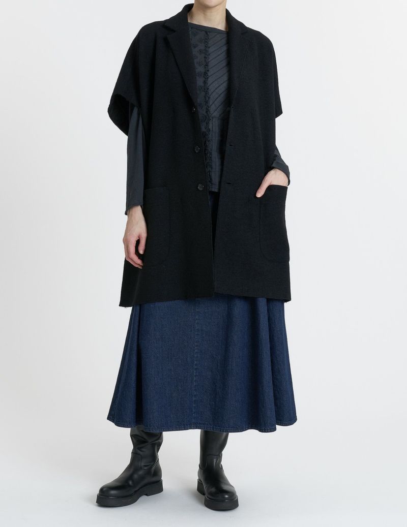 90 ブラック/36(M)：モデル 169cm