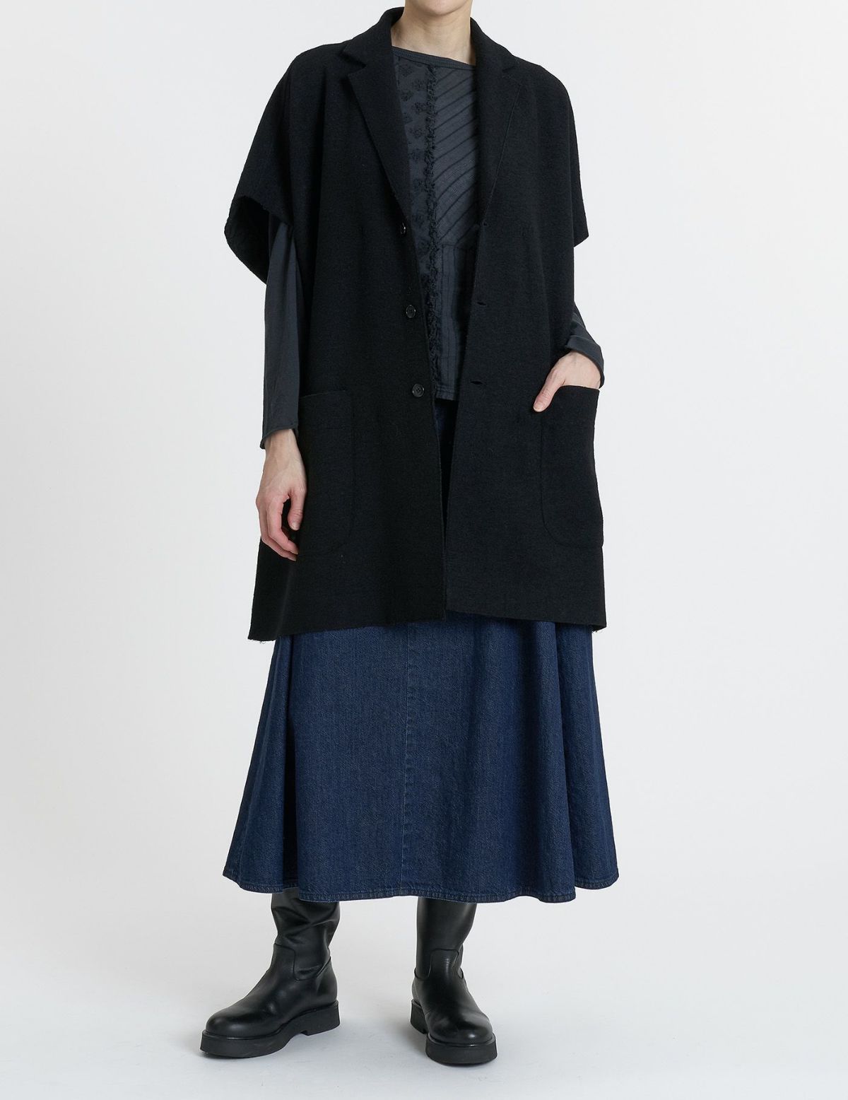 90 ブラック/36(M)：モデル 169cm