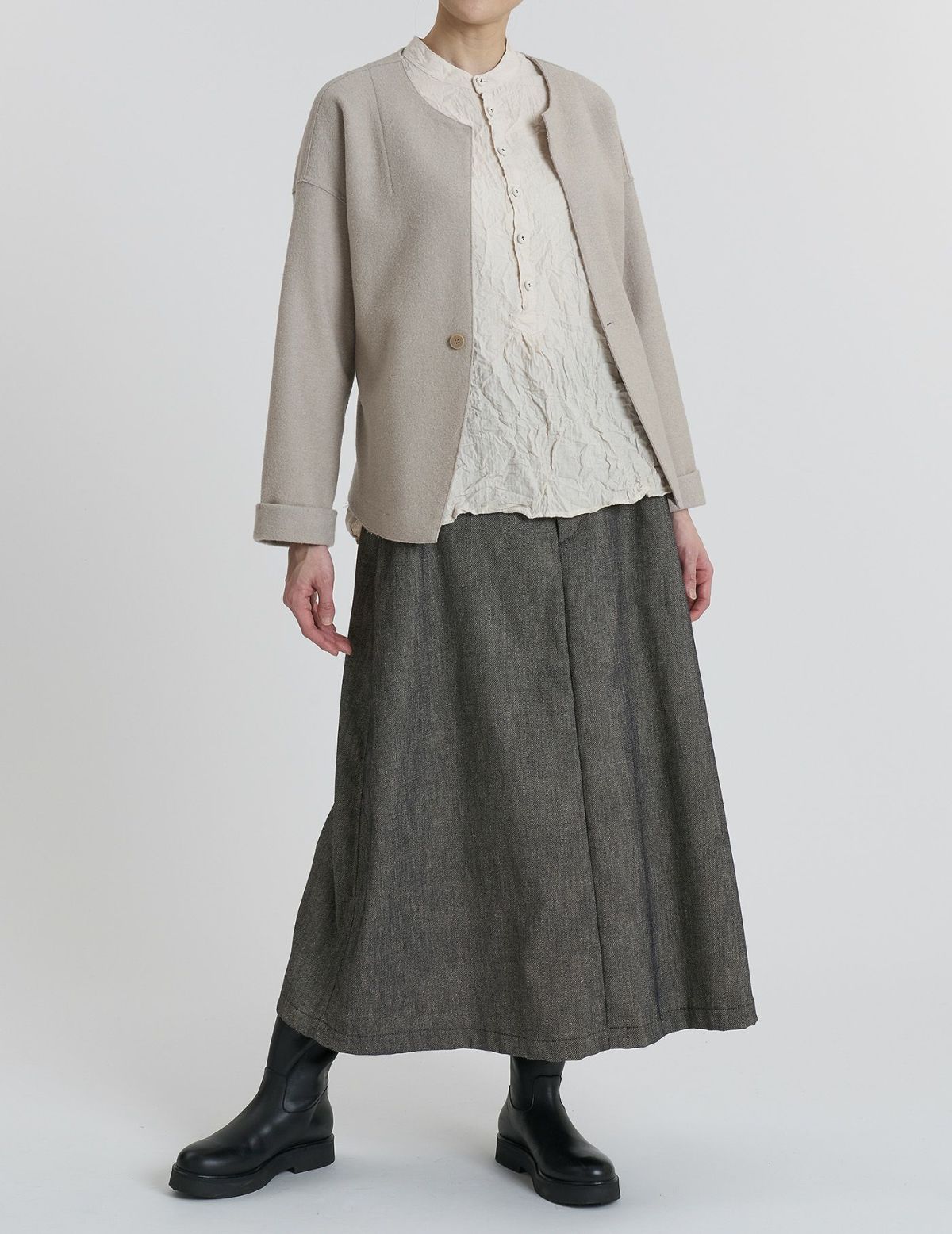 64 ベージュ/36(M)：モデル 169cm