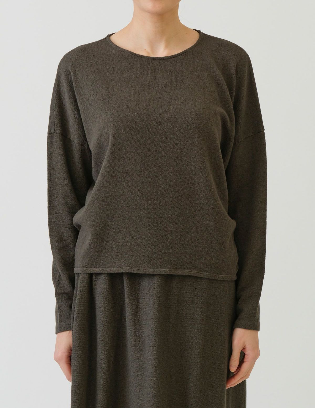 44 カーキ/36size：モデル169㎝