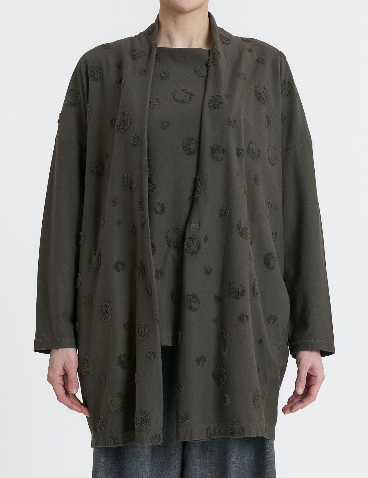 44 カーキ/36size：モデル169㎝