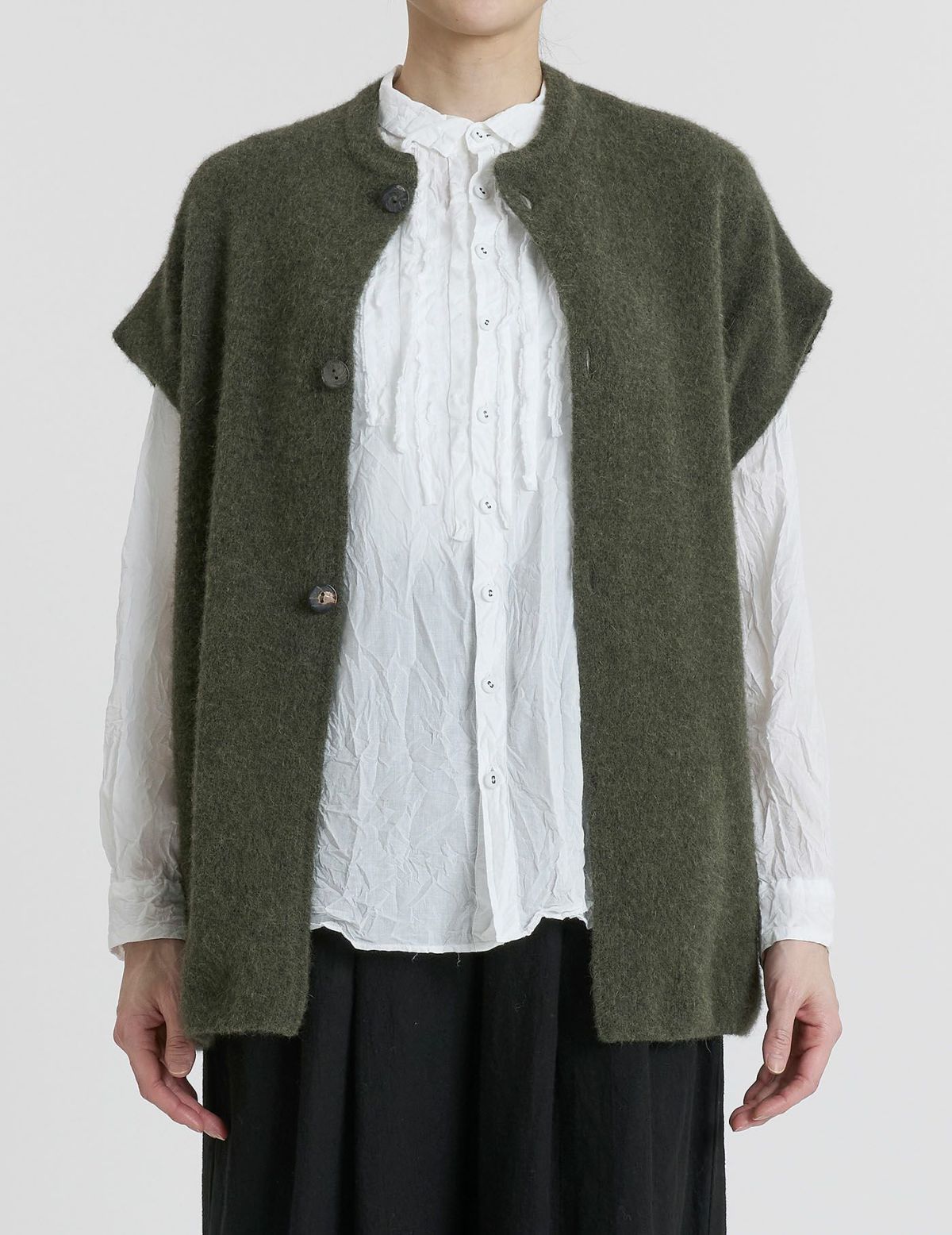 44 カーキ/36size：モデル169㎝