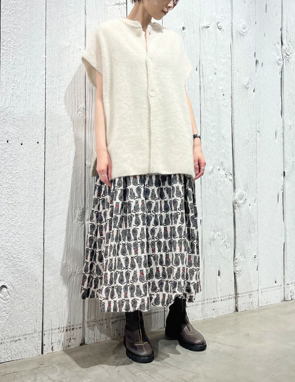 04 アイボリー/36size：スタッフ161㎝