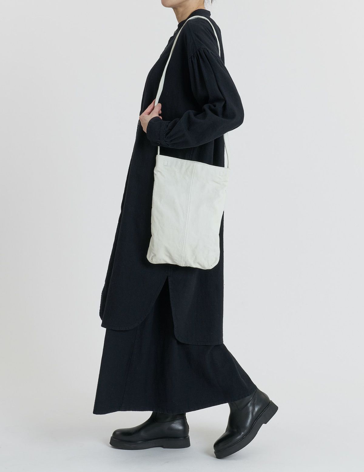 03 シロ：モデル 169cm