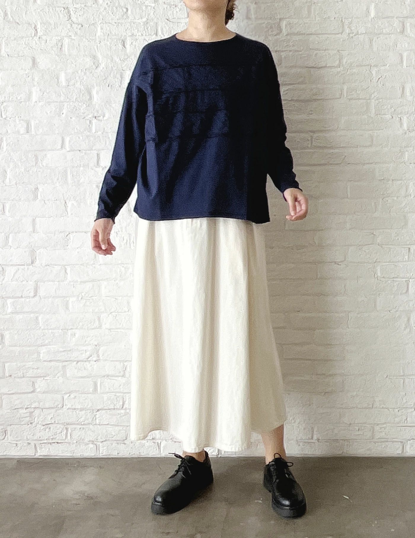 24 インディゴ