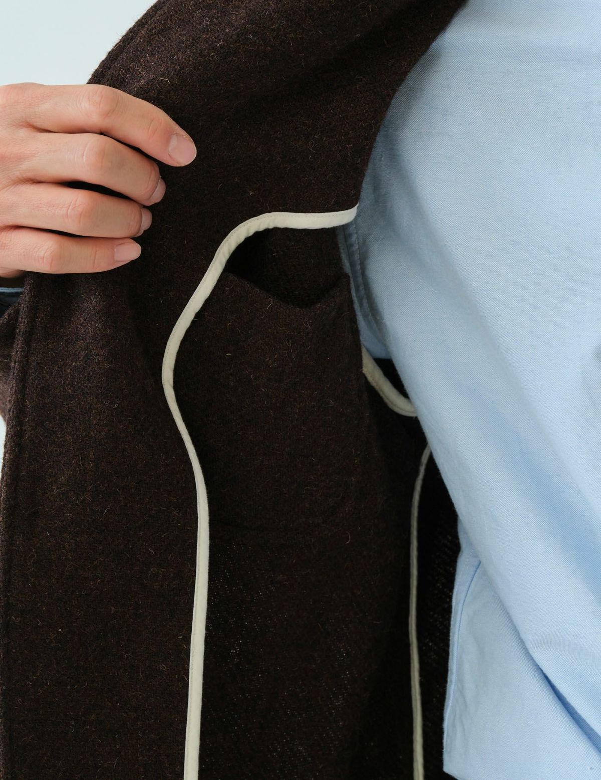 63 ダークブラウン