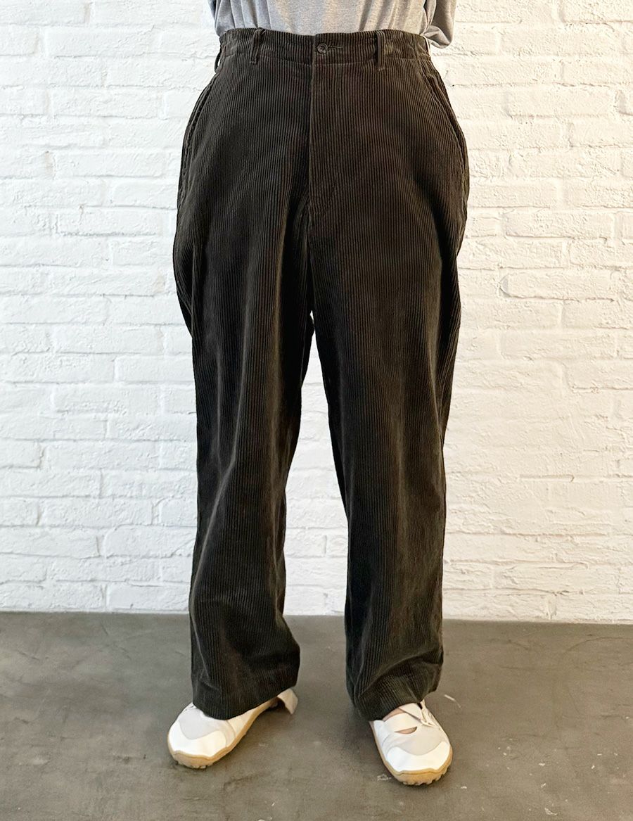 42 オリーブ　Msize：スタッフ173㎝