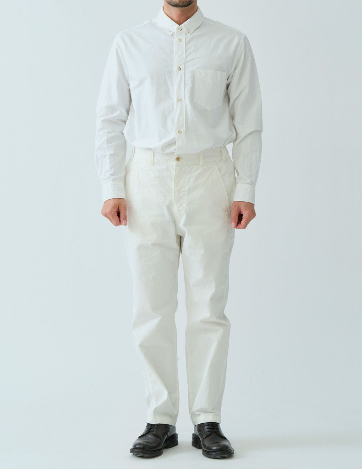 02 オフホワイト