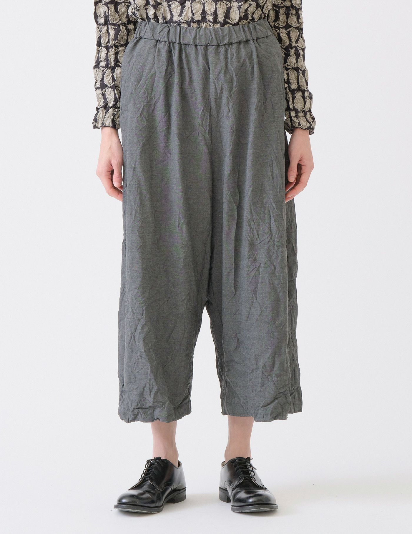 50 グレー/36(M)：モデル 169cm