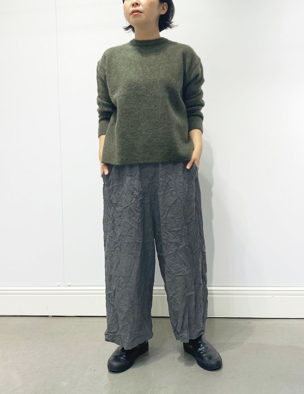 50 グレー/36size：スタッフ153㎝