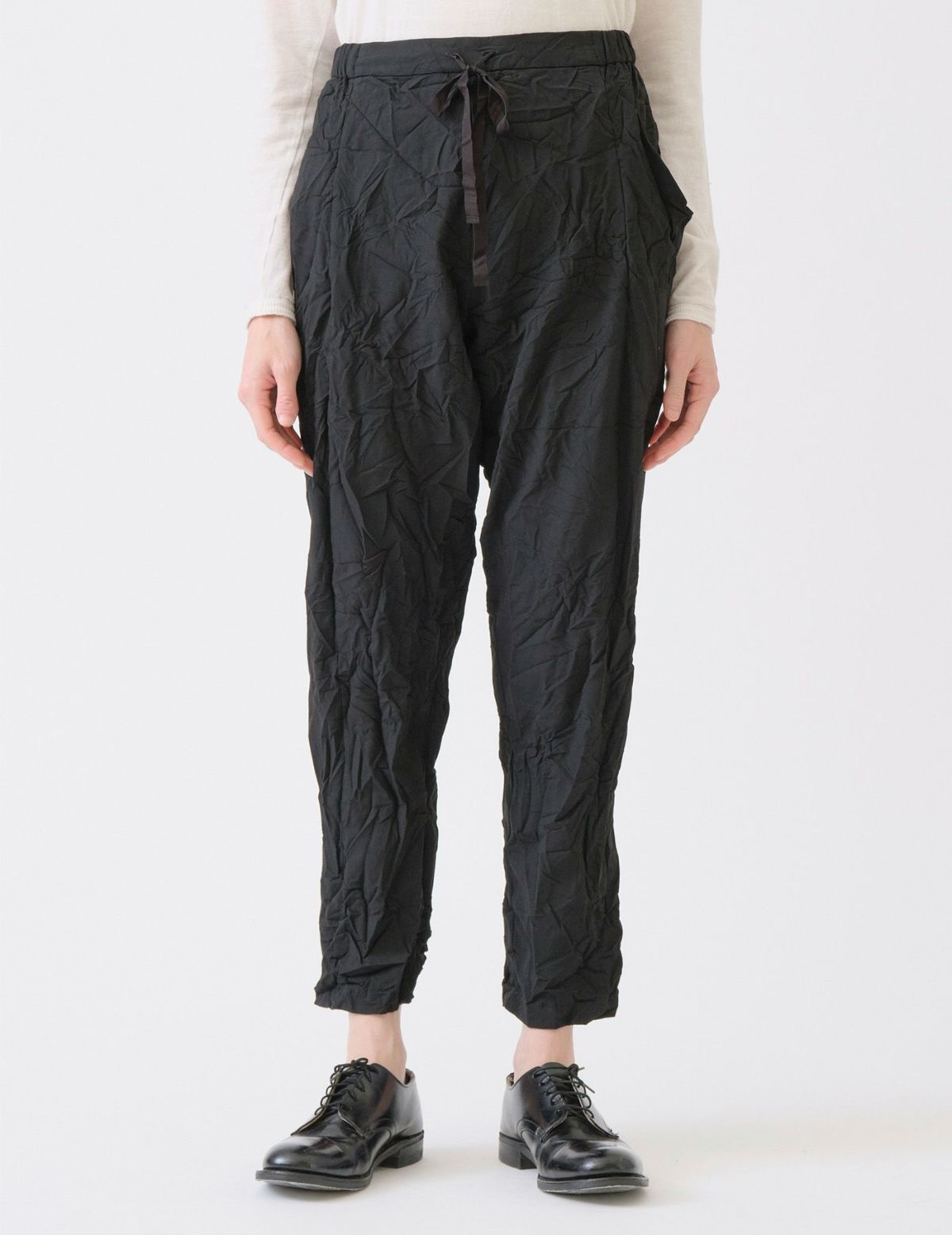 90 ブラック/36(M)：モデル 169cm