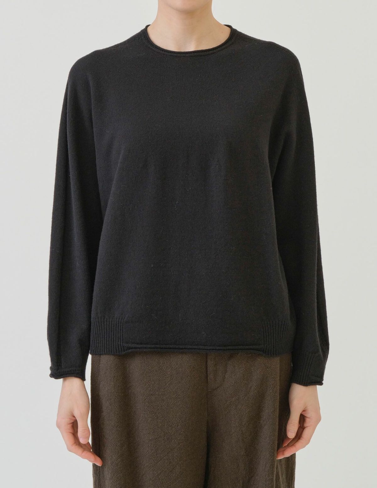 90 ブラック/36(M)：モデル 169cm