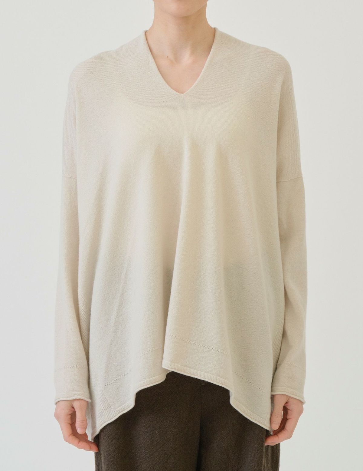 04 アイボリー/36(M)：モデル 169cm