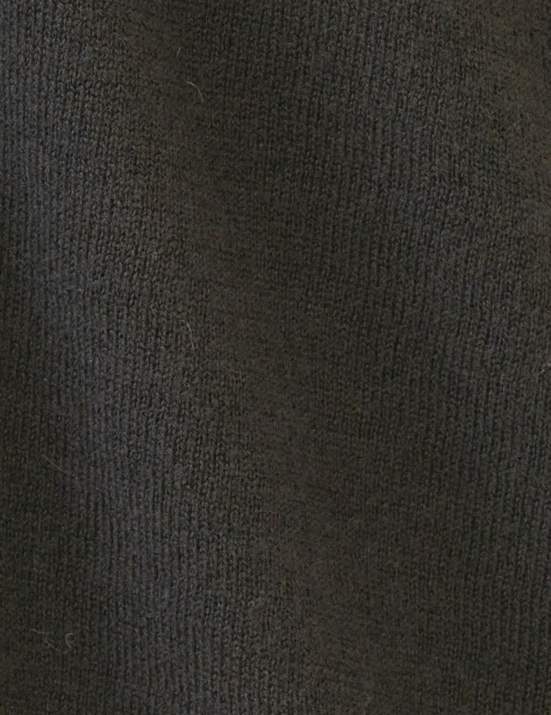 44 カーキブラック