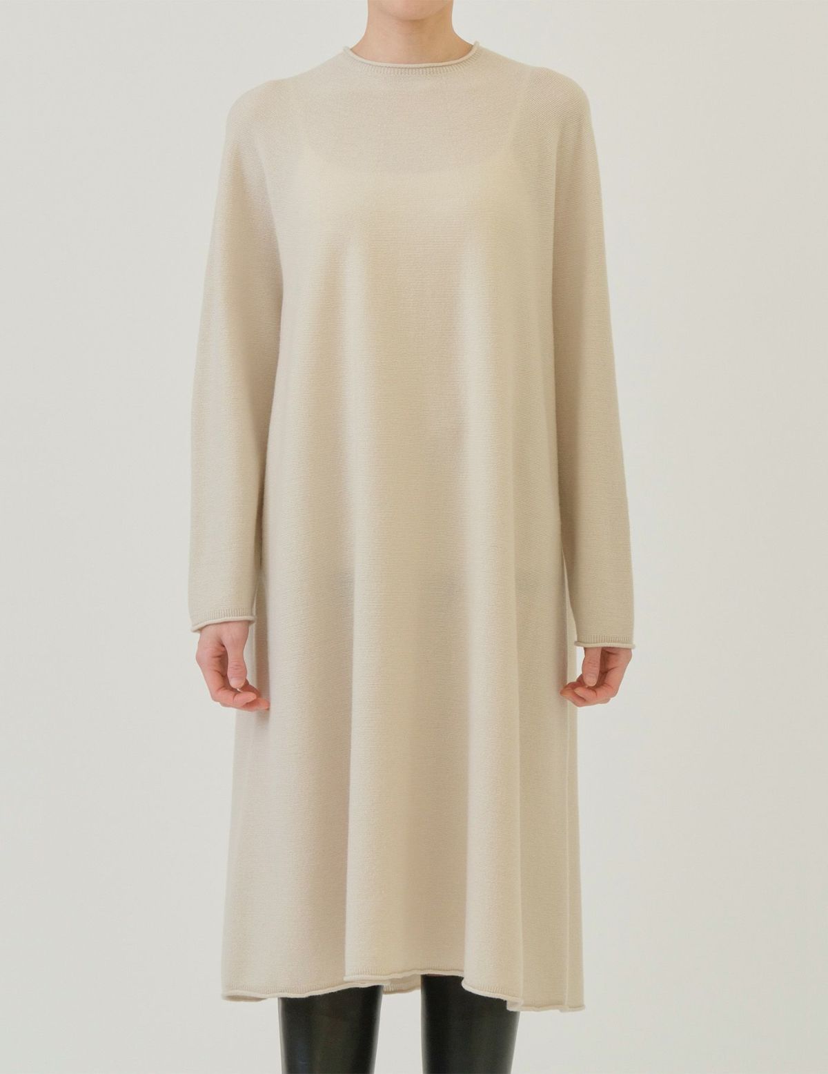 04 アイボリー/36(M)：モデル 169cm