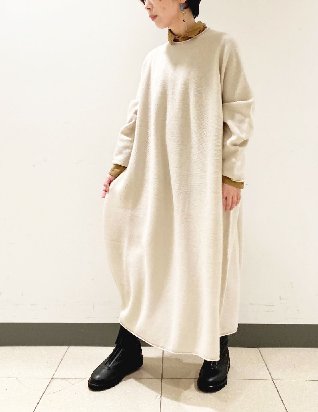 04 アイボリー/36size：スタッフ149㎝