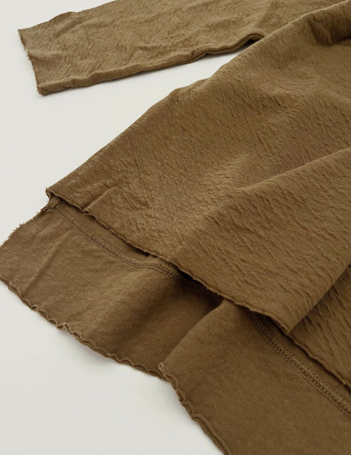 60 イエローブラウン