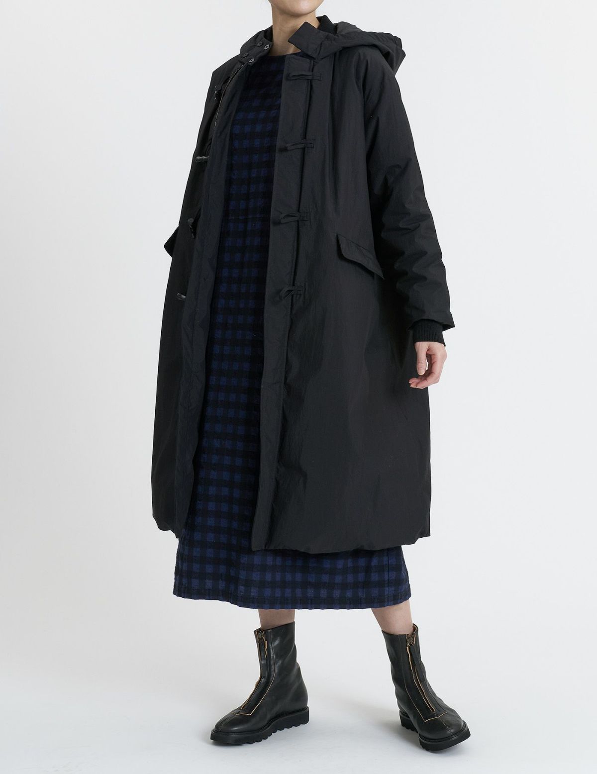 90 ブラック/36size：モデル169㎝