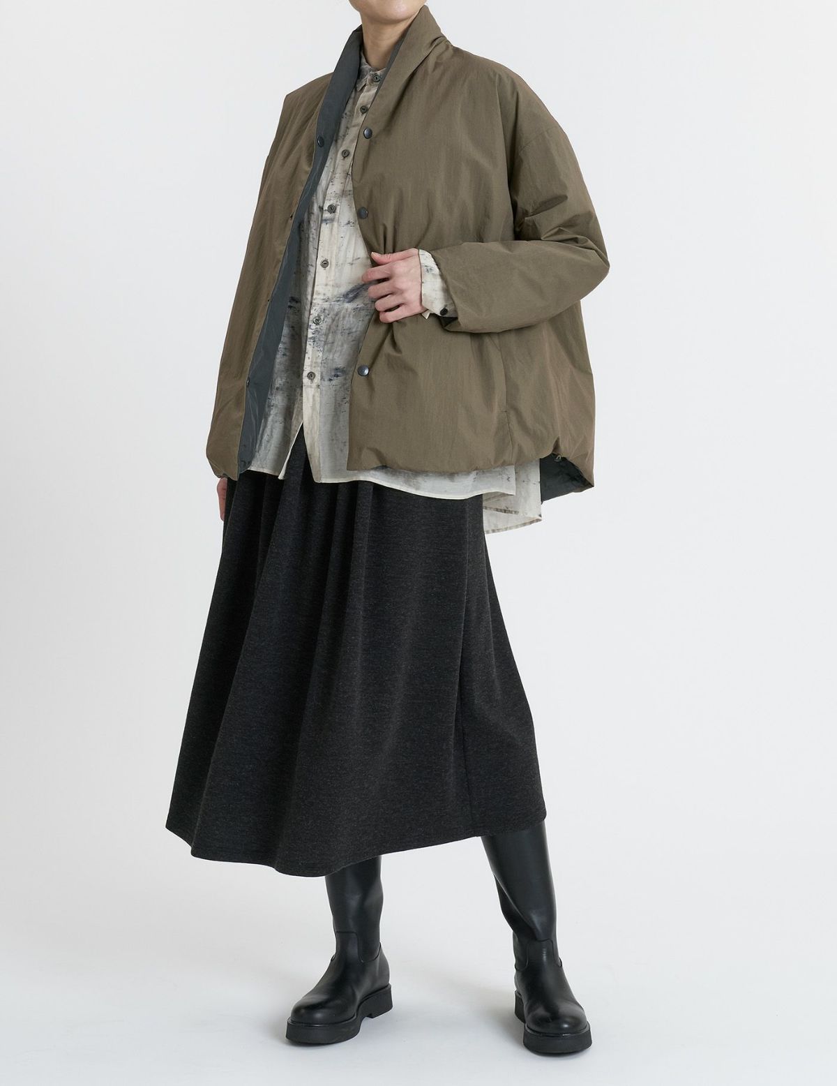 44 カーキ×チャコール