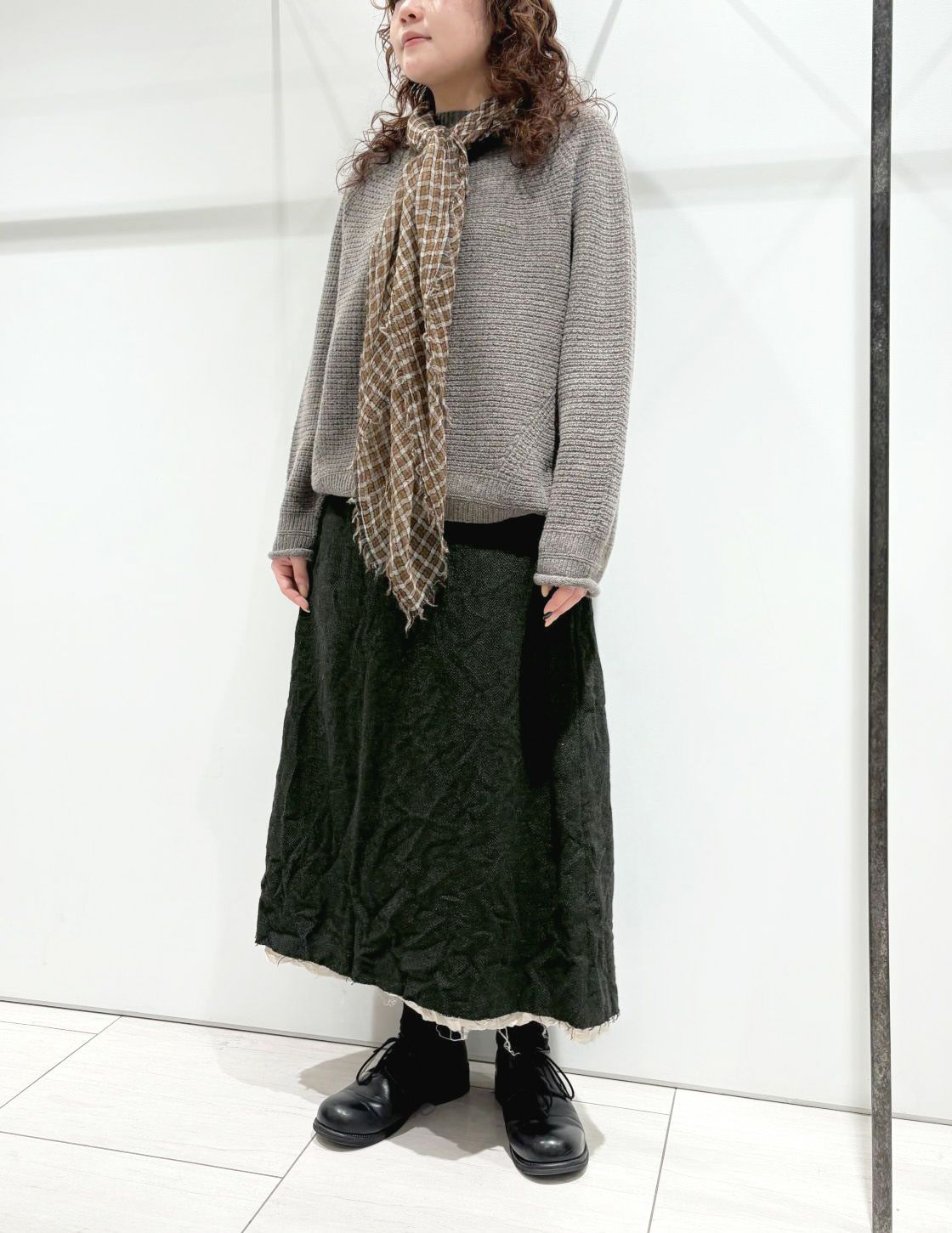 44 カーキ/36size：スタッフ164㎝