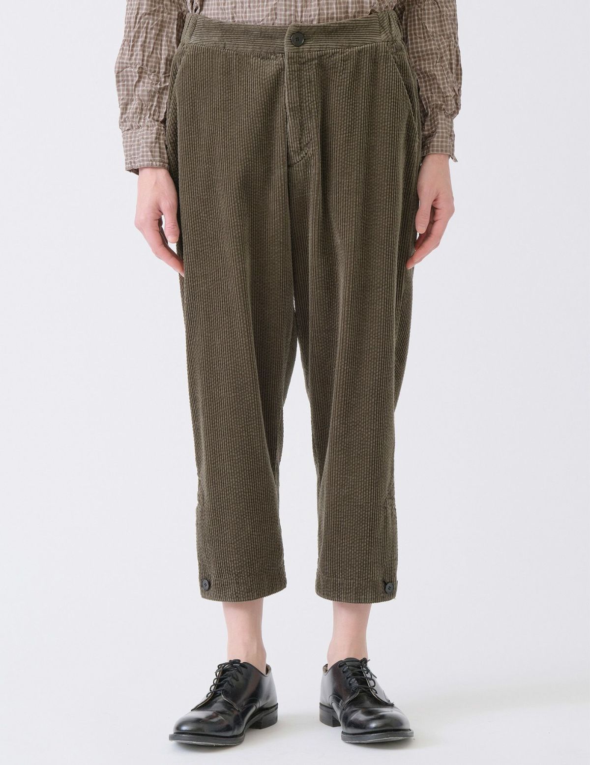 44 カーキ/36size：モデル169㎝