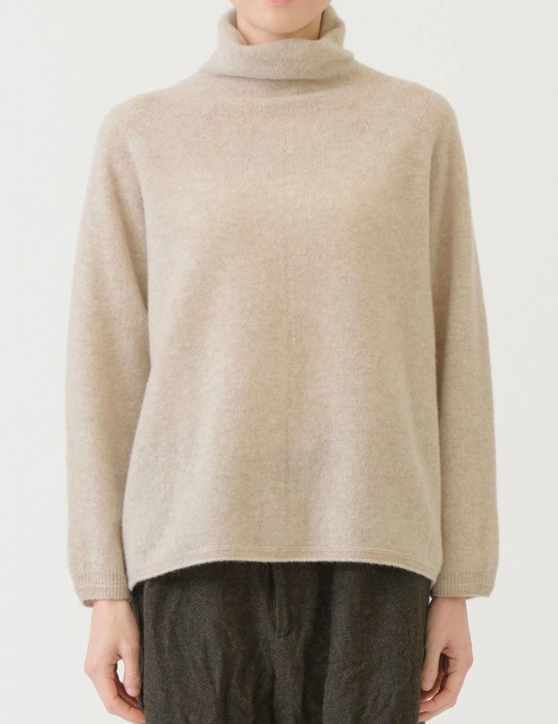 64 ベージュ/36size：モデル169㎝