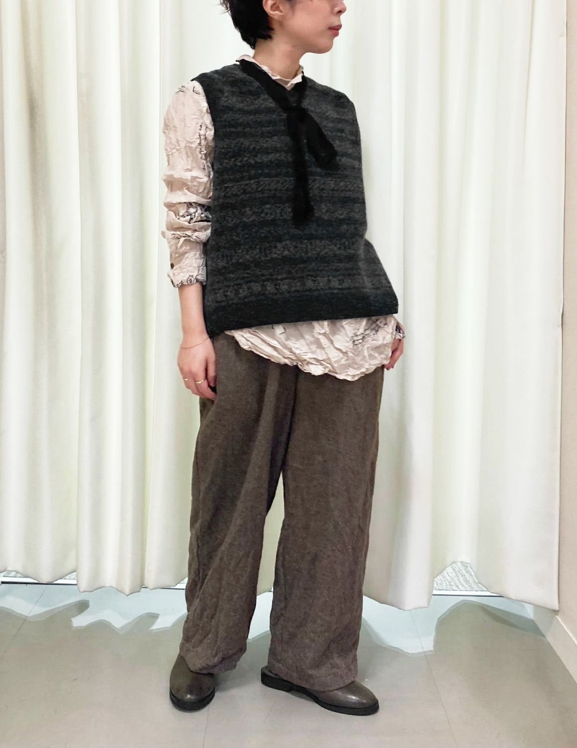 53 チャコール/36size：スタッフ149㎝