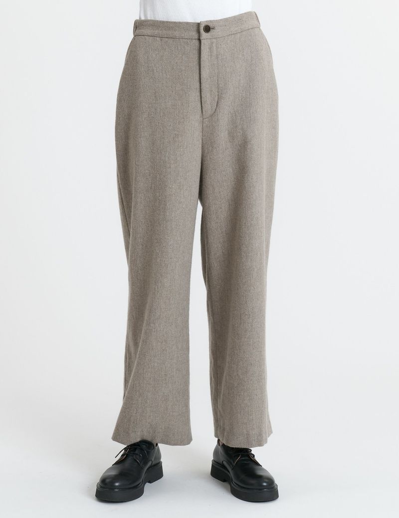 64 ベージュ/36(M)size：モデル169㎝