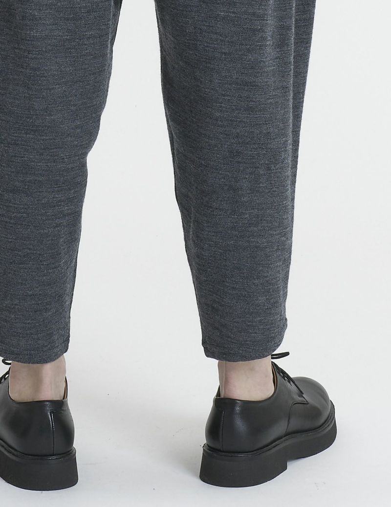 52 トップグレー