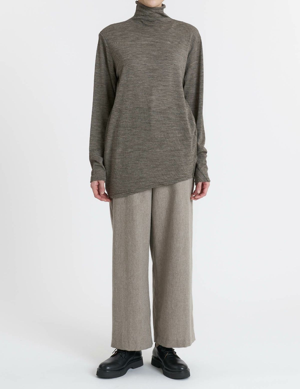 64 ベージュ×ライトベージュ