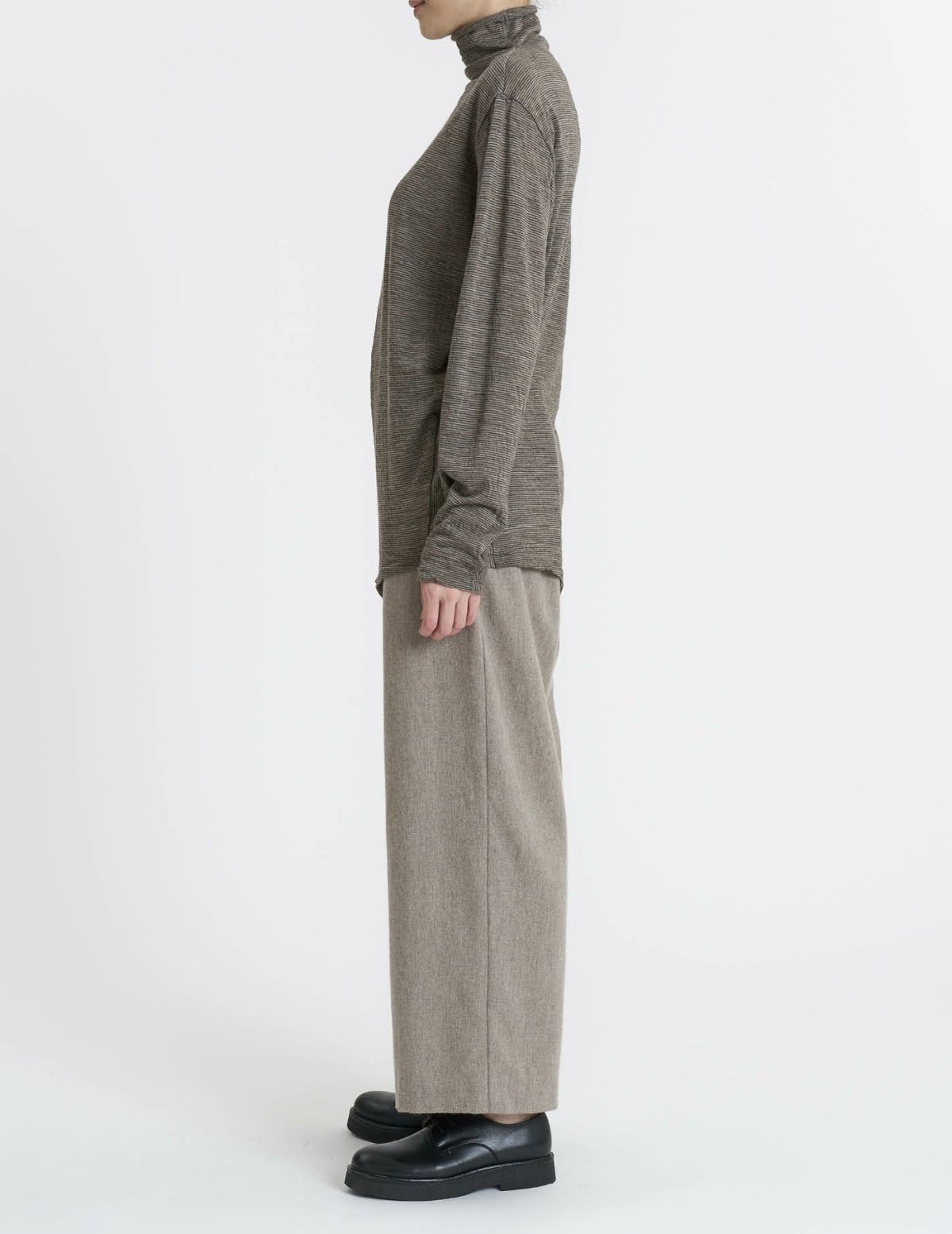 64 ベージュ×ライトベージュ