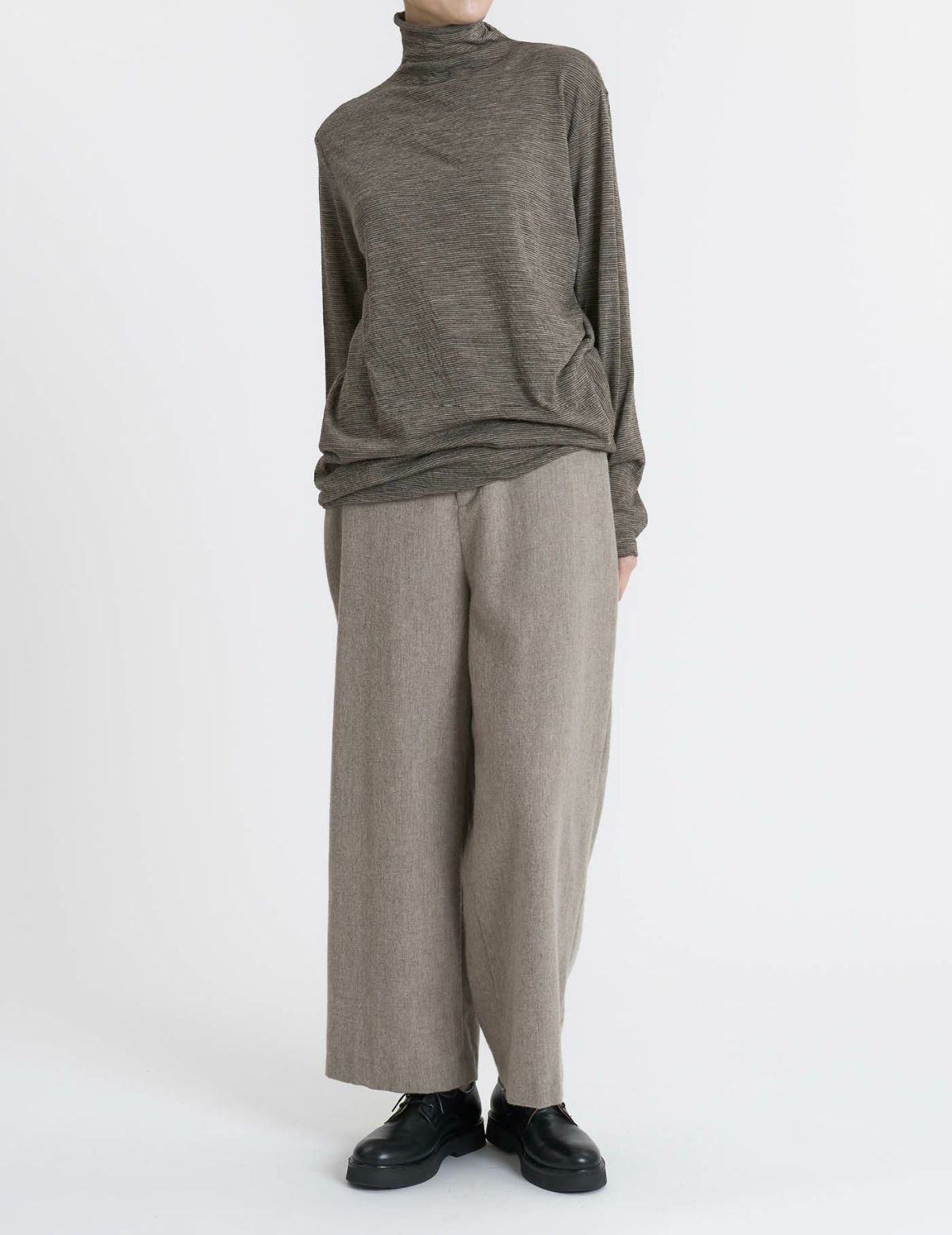 64 ベージュ×ライトベージュ