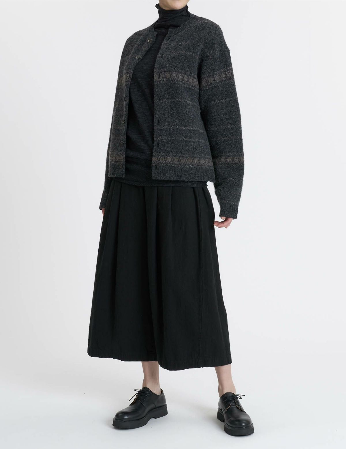 90 ブラック×チャコール