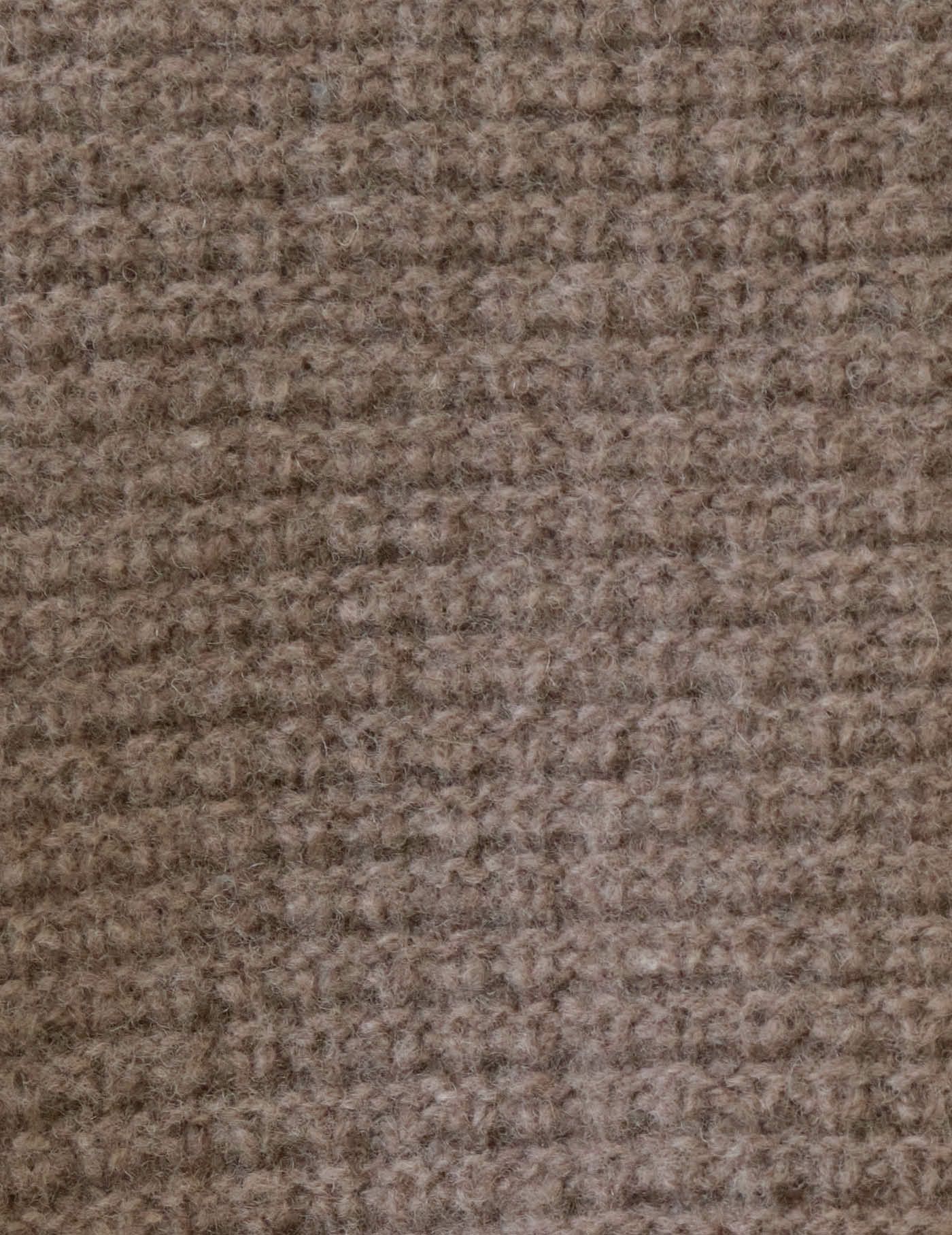 67 グレージュ