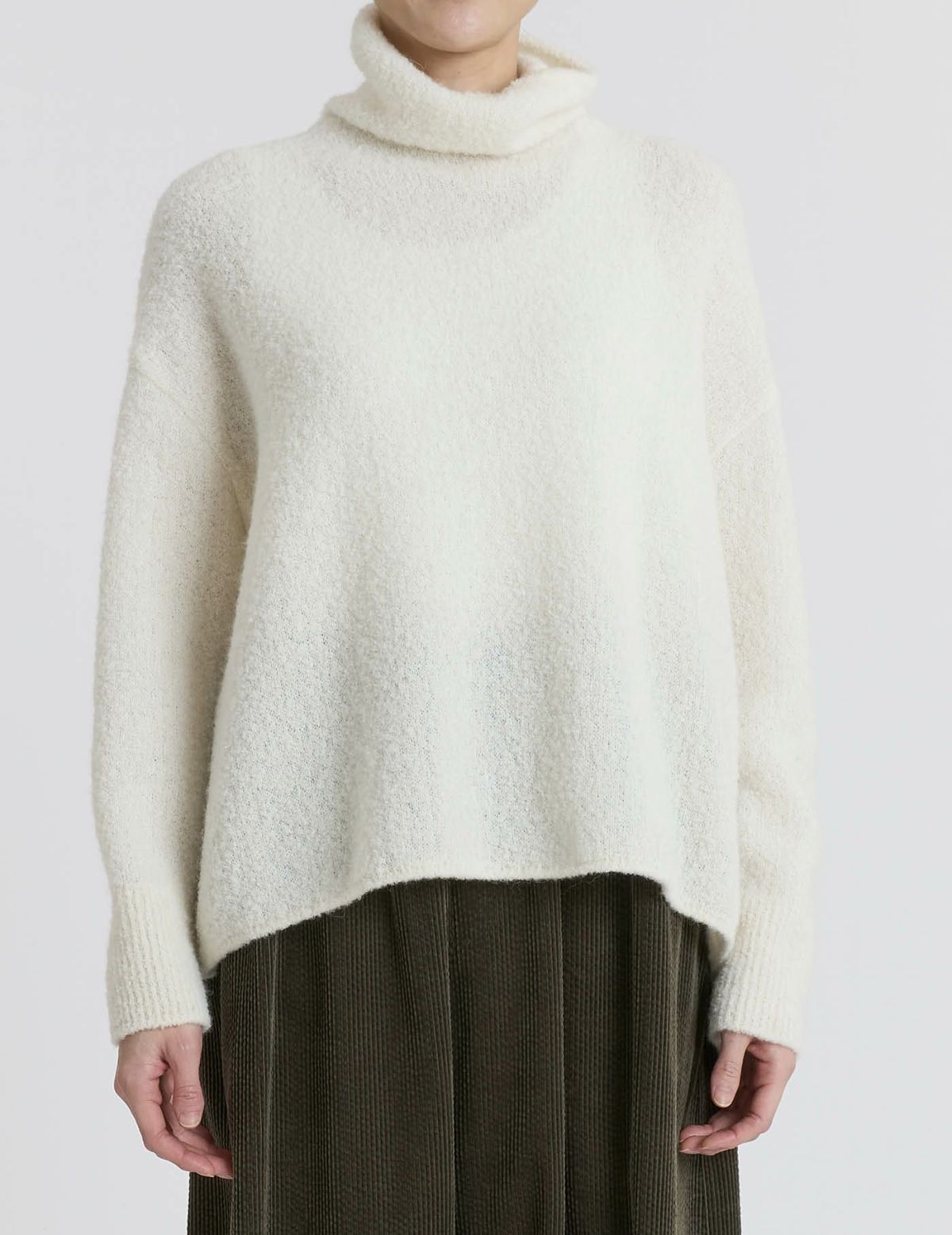 04 アイボリー/36(M)size：モデル169㎝