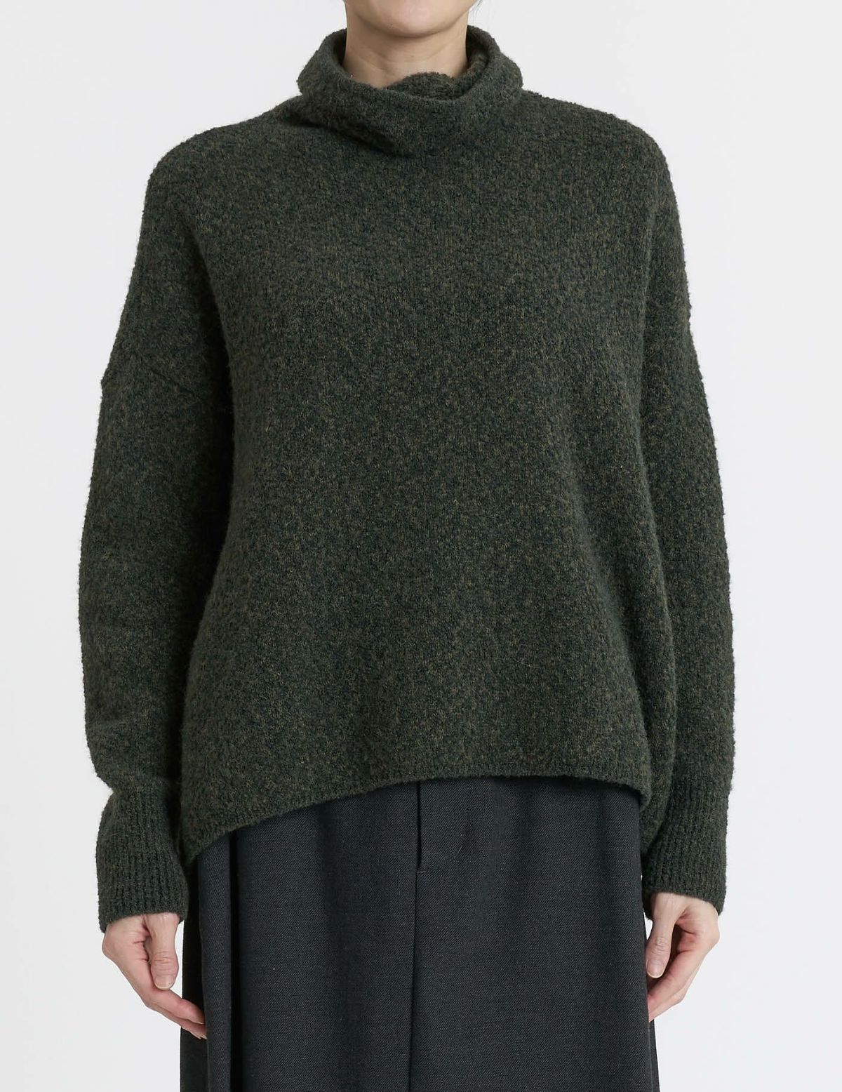 44 カーキ/36(M)size：モデル169㎝