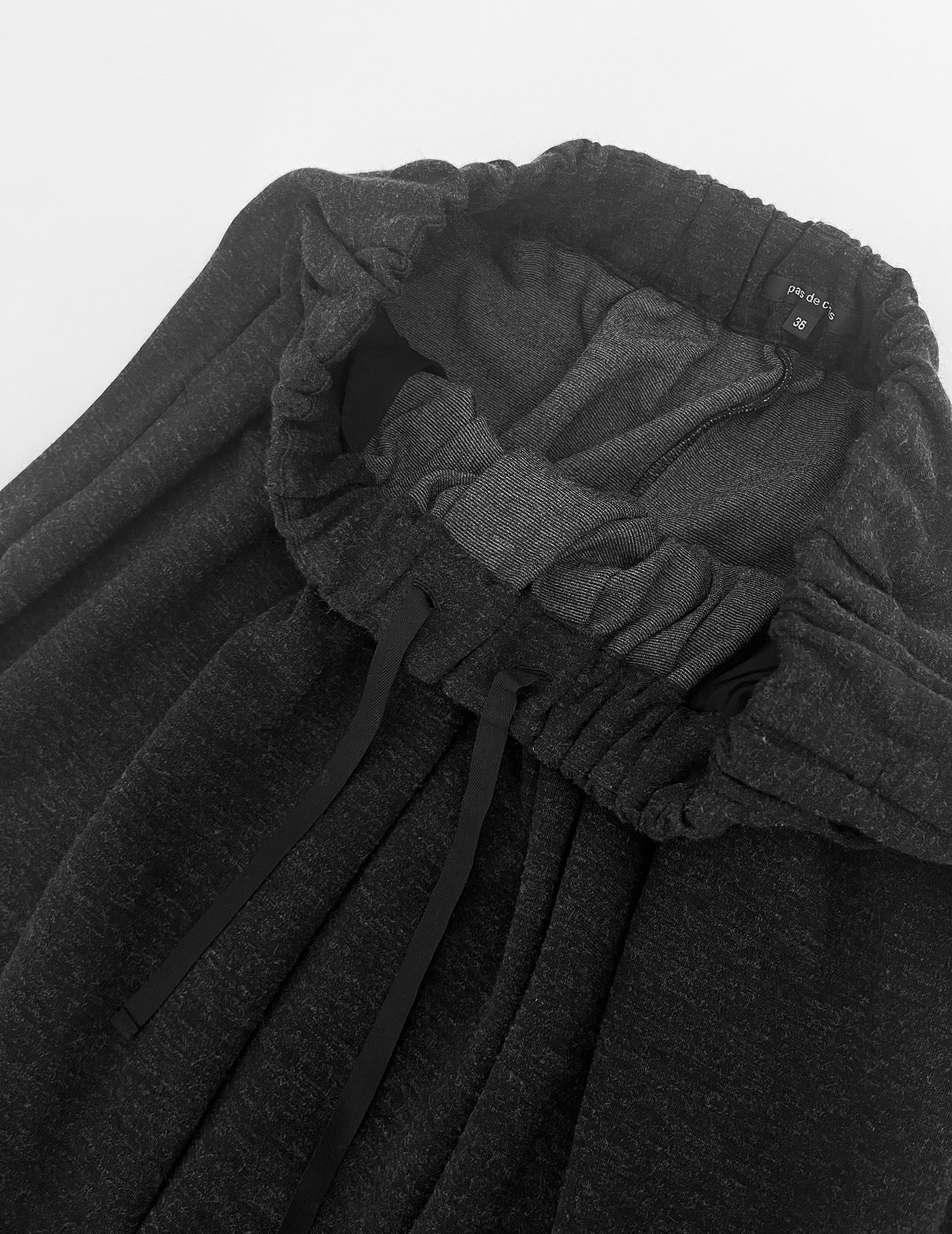 53 チャコール