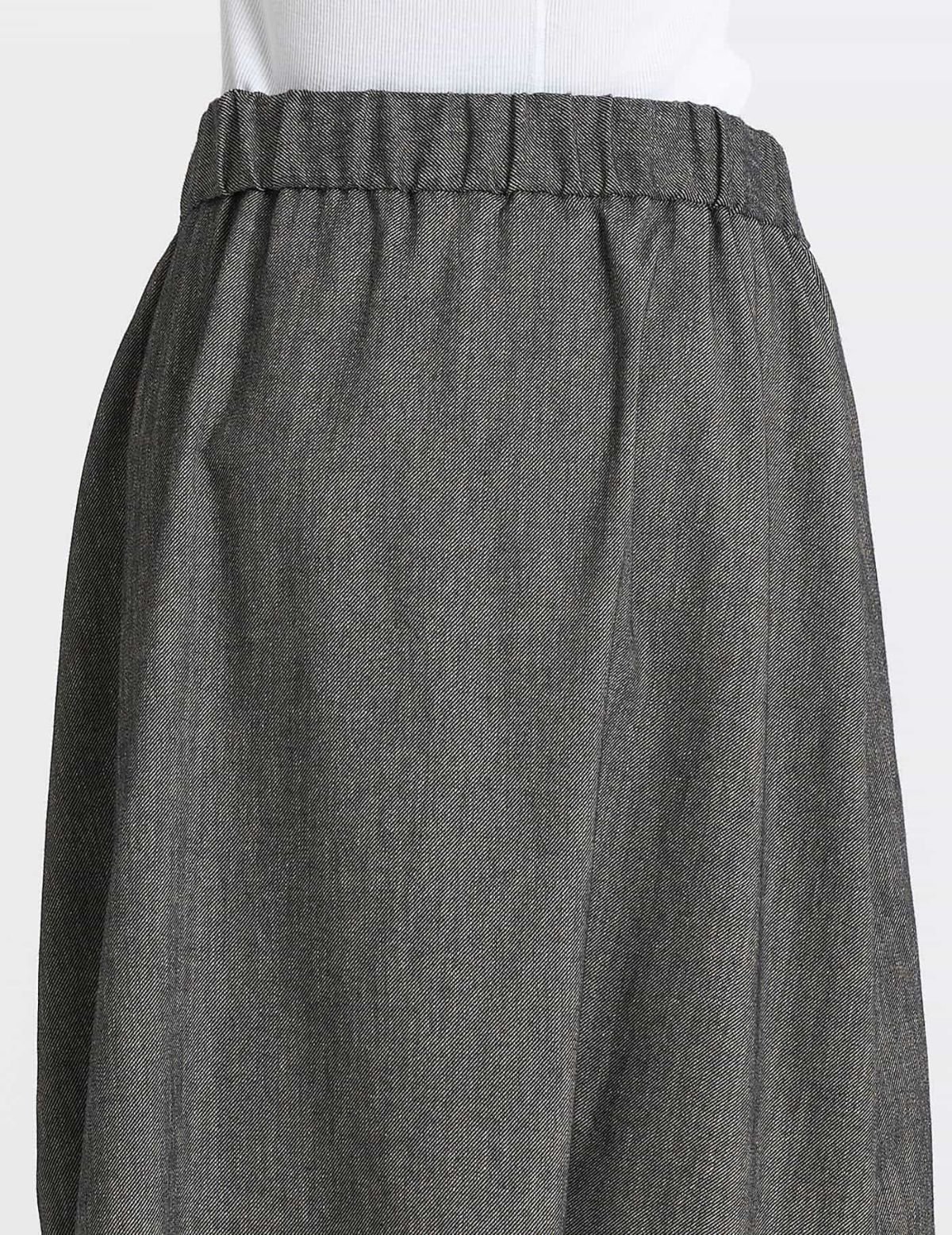 64 グレーベージュ