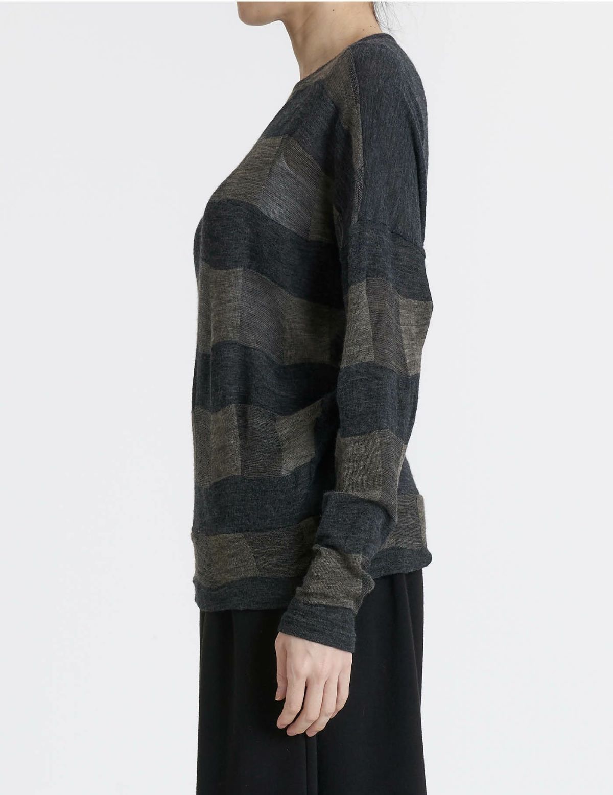 64 チャコール×ベージュ